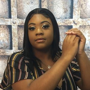 Meet your Posher, Sakoya